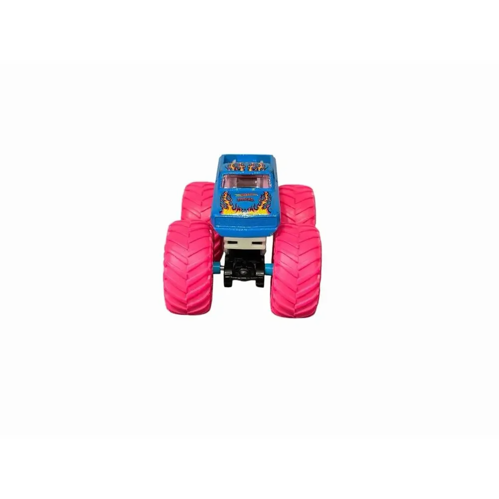 Hot Wheels Monster Jam Truck Pure Muscle Glow In The Dark 1:64 Diecast